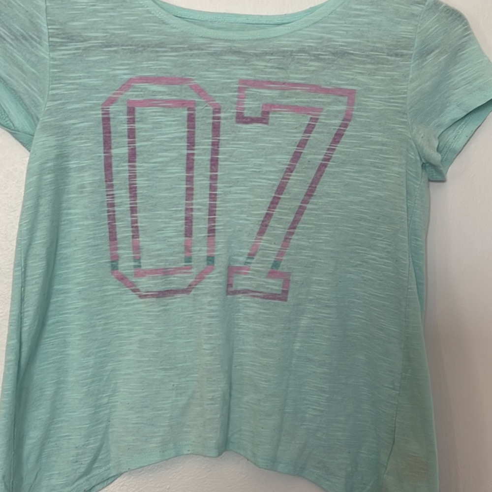 Adorable teal top for girls